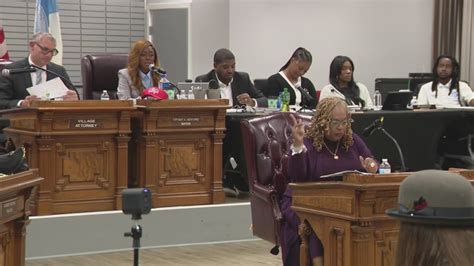 Claims of political targeting spark drama in Dolton